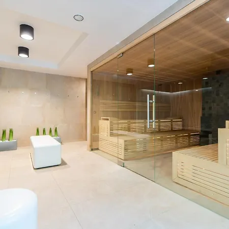 Lazar Nadmorskie Tarasy Kołobrzeg