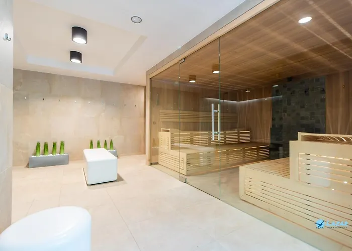 Lazar Nadmorskie Tarasy Kołobrzeg